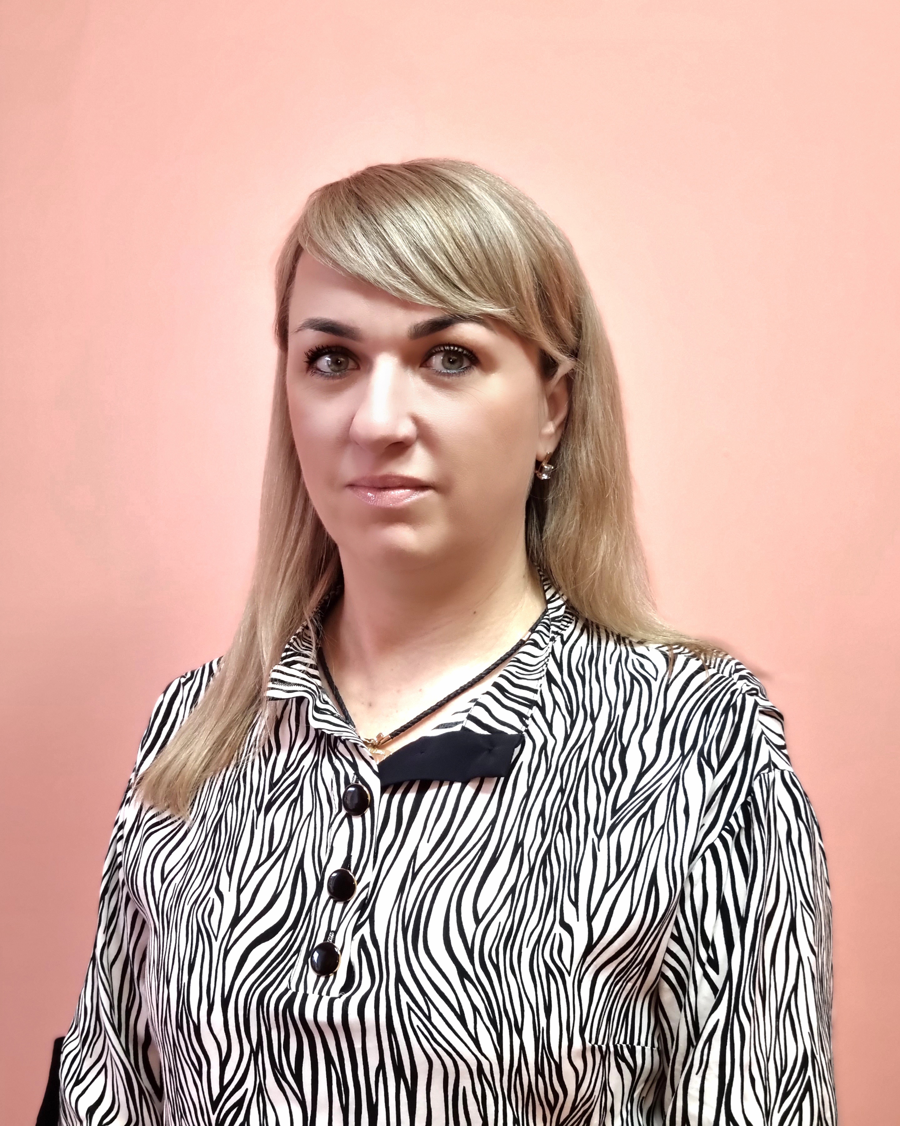 Воспитатель первой категории Белошапкина Любмила Вячеславовна.
